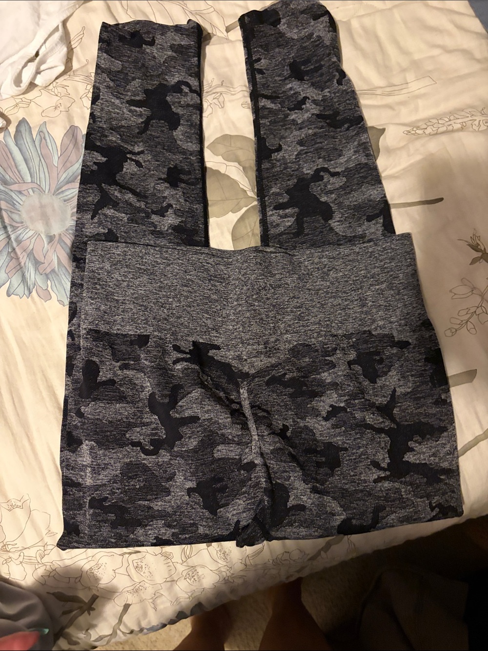 Amazon Kids Camo Leggings - Black & Gray